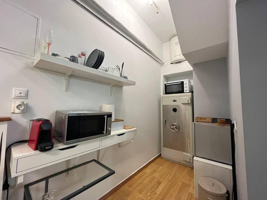 Ksenokratous-Kolonaki Cozy Apartment เอเธนส์ ภายนอก รูปภาพ
