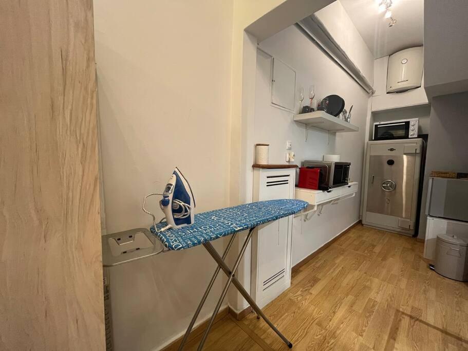 Ksenokratous-Kolonaki Cozy Apartment เอเธนส์ ภายนอก รูปภาพ