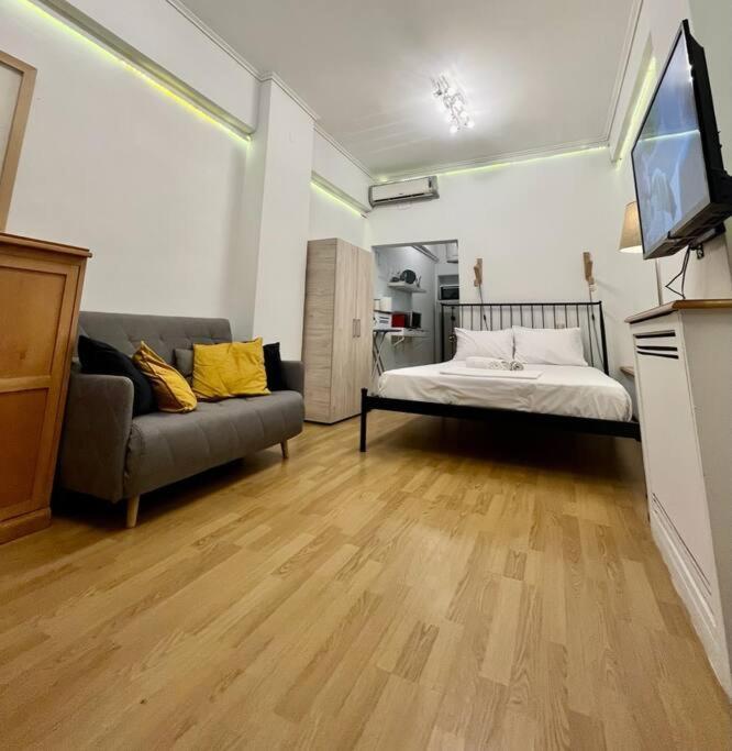 Ksenokratous-Kolonaki Cozy Apartment เอเธนส์ ภายนอก รูปภาพ