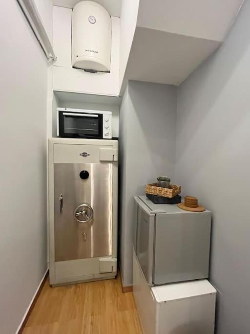 Ksenokratous-Kolonaki Cozy Apartment เอเธนส์ ภายนอก รูปภาพ